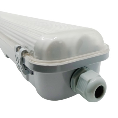 Luminária Estanque 1x58 PC+ABS ELERI9